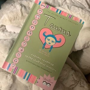 Astrology Book — Taurus (Apr 20 - May 20)